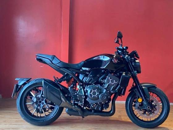 HONDA CB 1000R BLACK EDITION ABS HONDA CB 1000R BLACK EDITION ABS